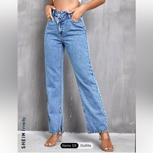 Boot cut jeans with open slit